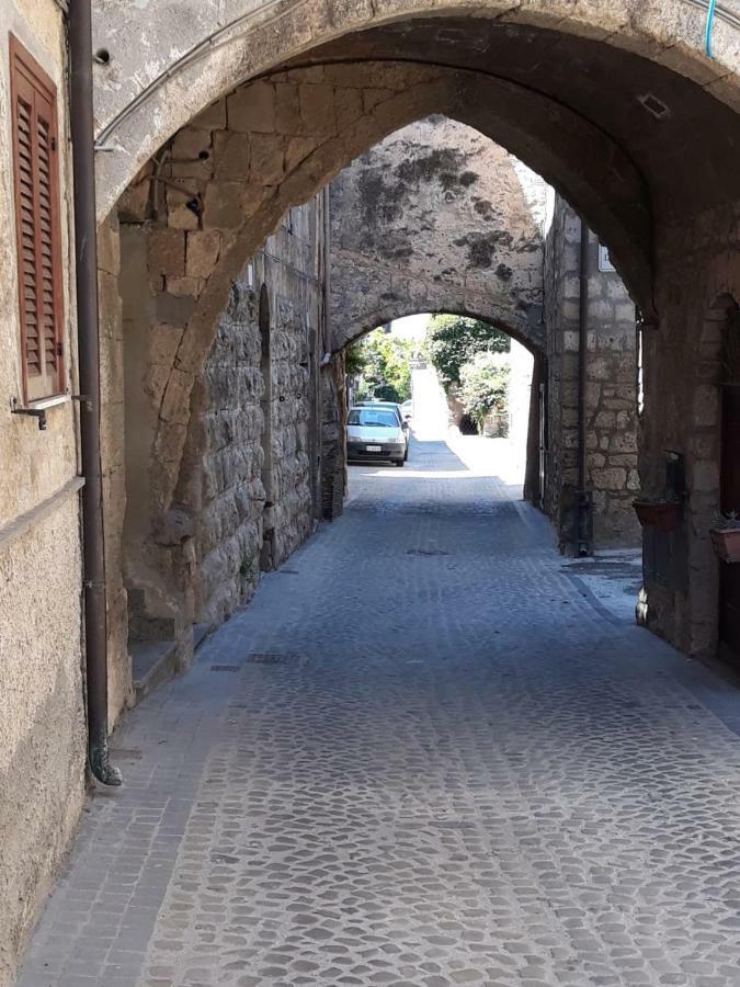 L'Arrocco - La Torre Col Mare Sul Tetto Tarquinia Exterior foto