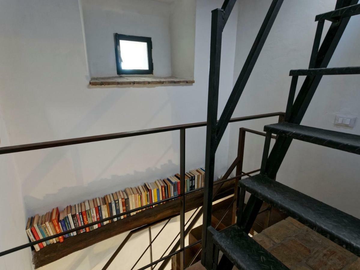L'Arrocco - La Torre Col Mare Sul Tetto Tarquinia Exterior foto